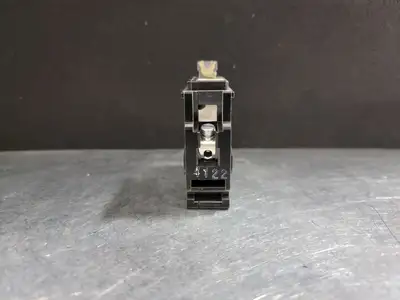 15 Amp, 1 Pole, 240 volts Circuit Breaker