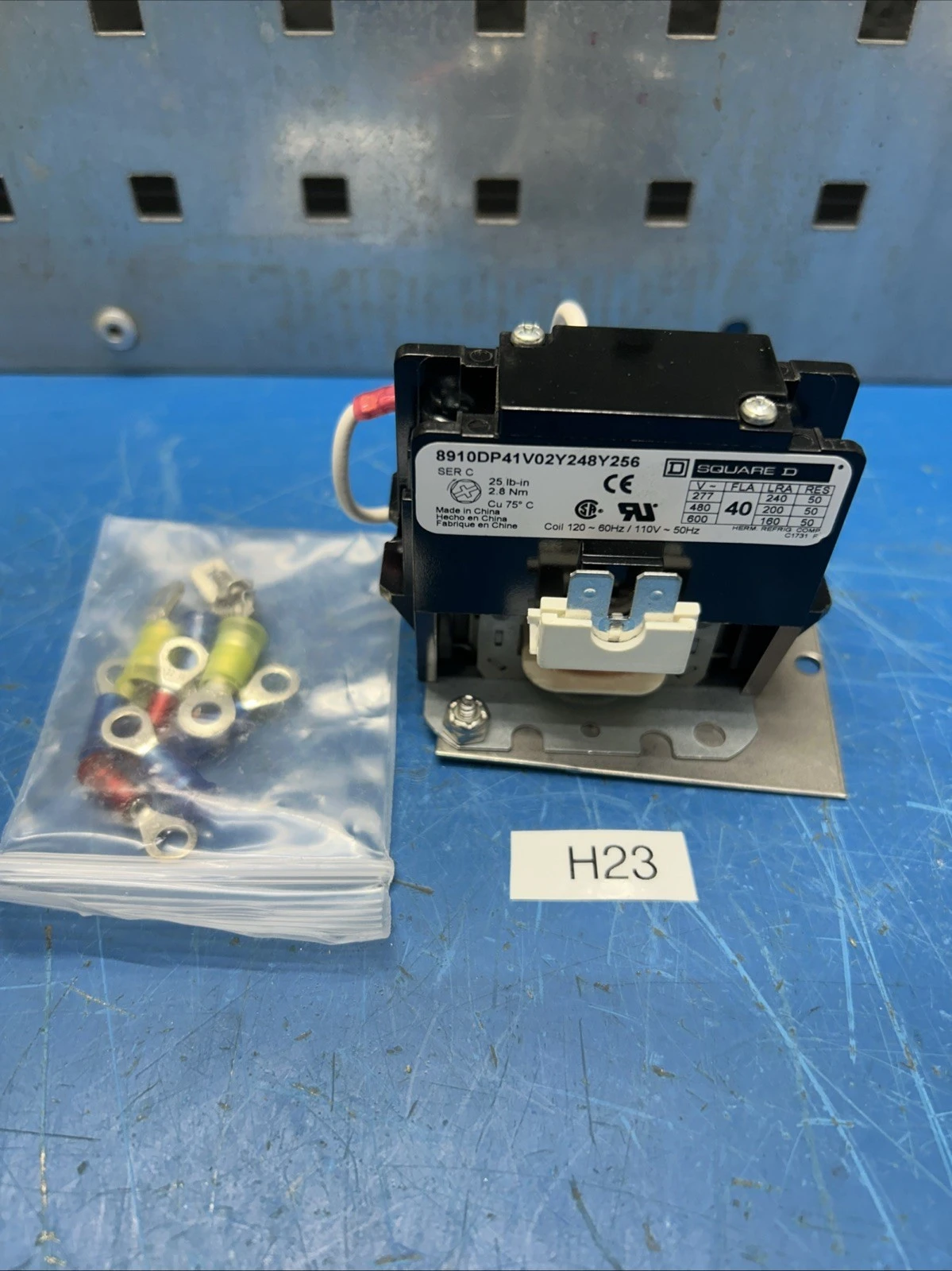 NEW Square D 8910DP41V02Y248Y256