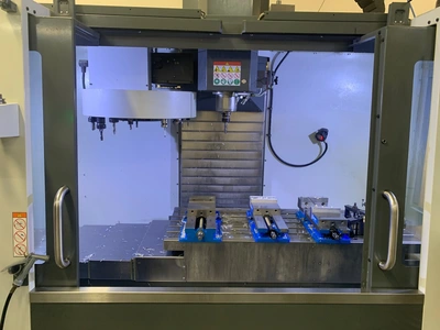 2018 HAAS VF-4 Vertical Machining Centers | PM Machines (2)