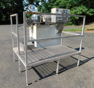 USED BAKER PERKINS GRANULATOR 24 LITER