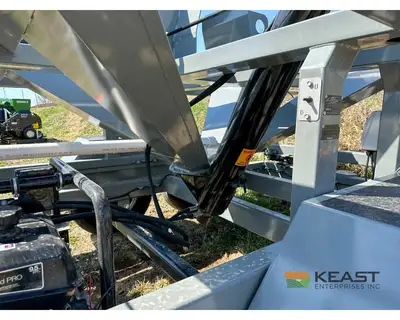 Used TRAVIS _UNKNOWN_ Seed Tenders Iowa US | Keast Enterprises #1360482