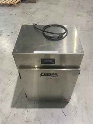 USED FUMEX AIR FILTRATION FUME EXTRACTOR UNIT USED FILTERS, MISSING ONE WHEE