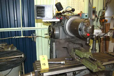 Used _UNKNOWN_ _UNKNOWN_ Universal Horizontal Mills Quebec CA | Machineco #1475222