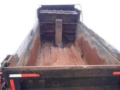 Used 1998 MACK CL713 Dump trucks Massachusetts US | Brookside Equipment Sales #1422172