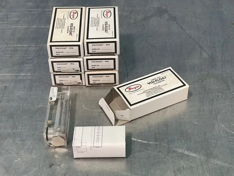 New | in-Stock DWYER VFA8RB Miscellaneous MRO Ohio US | HGR 24 #1261098