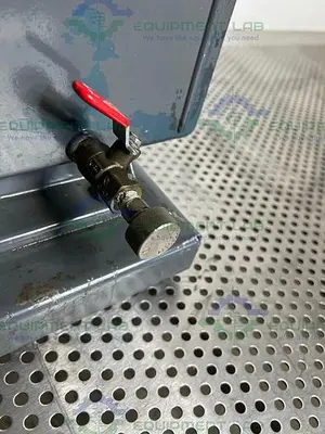 USED WELCH 1402 DUOSEAL BELT-DRIVEN ROTARY VANE VACUUM PUMP 115/230V