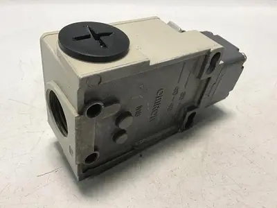 USED OMRON D4B-6C15N-SHI