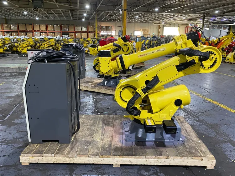 Used FANUC R-2000iC/210F + R-30iB Robots Michigan US | iGAM Industrial Marketplace #45251