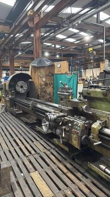 POREBA 930 MANUAL LATHE Lathes | Bowland Trading Ltd (2)