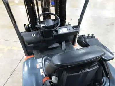 USED 2018 TOYOTA 05-8FBM35T