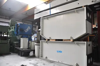 USED LVD 600 TON DISH END FORMING PRESS