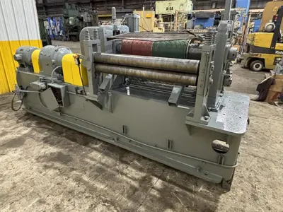 36”  YODER MODEL #M3 POWERED SLITTING HEAD w/ POWERED FEED & HOLD DOWN ROLLS : STOCK #22953