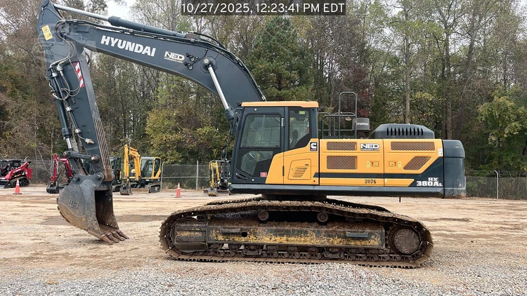 Used 2022 HYUNDAI HX380AL Excavators North Carolina US | National Equipment Dealers #1422420