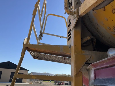 Used 2001 ADVANCE 5 AXLE Concrete Mixer Trucks Michigan US | Miedema Asset Management Group #1579194