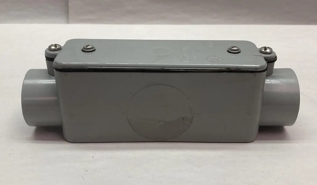USED CARLON E987E