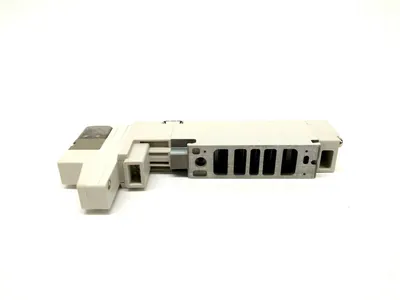 VQC2100-51 | SMC  2-Position Single 5-Port Solenoid Valve 24V DC - New Other
