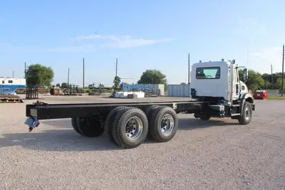 New | in-Stock 2026 MACK GRANITE 64BR Cab Chassis trucks Texas US | Roll Off Truck World #1491868