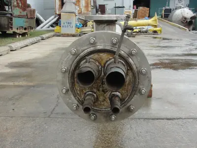 SPC7480  Heat Exchanger 370 sq.ft. Isotherm shell and tube heat exchanger, 100 psi shell, 250 psi internal, Stainless Steel