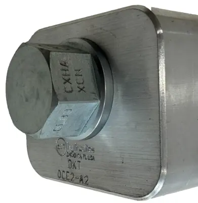 NEW SUN HYDRAULICS DKT MANIFOLD VALVE BLOCK OCE2-A2