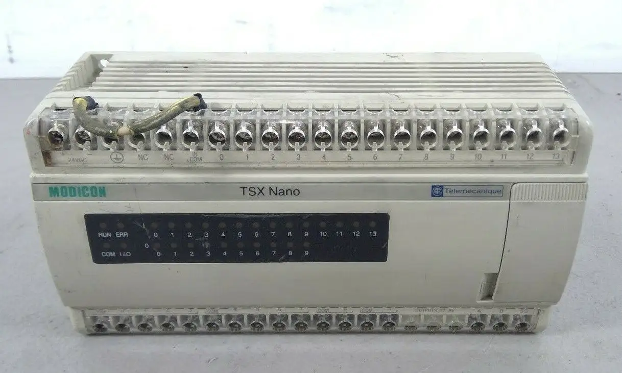 USED Schneider Auomation S.A. TSX Nano