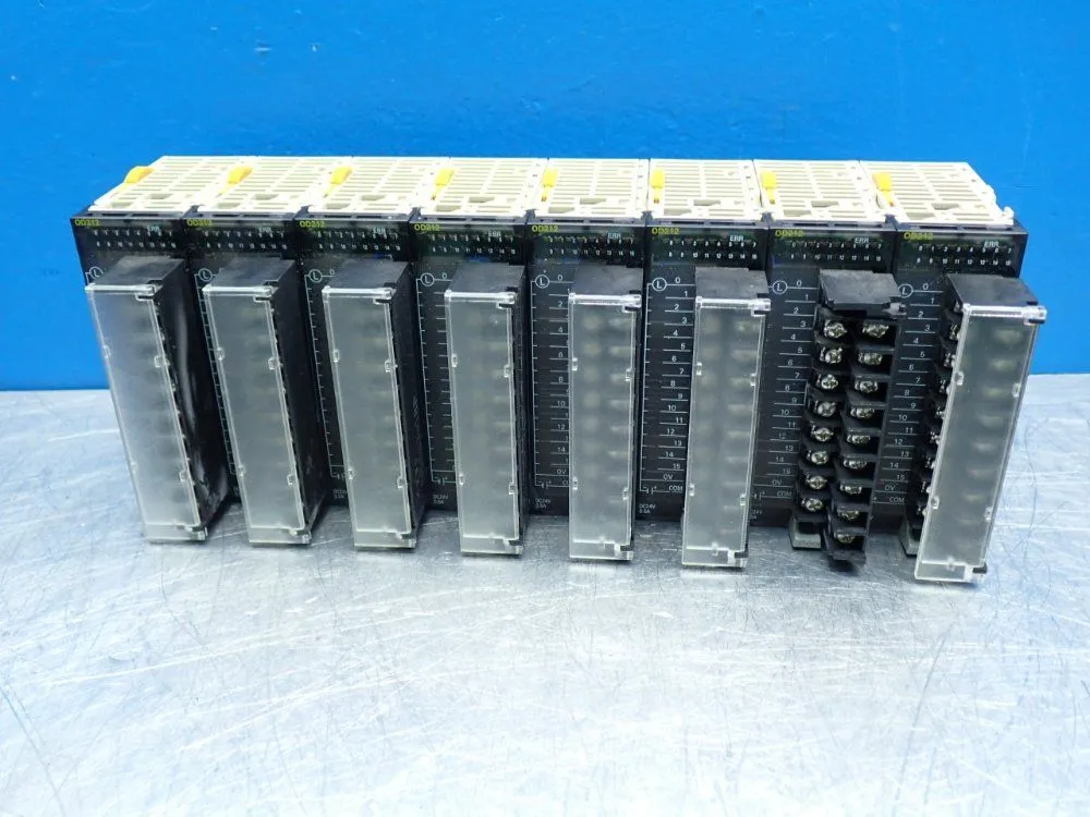 USED OMRON CJ1WOD212