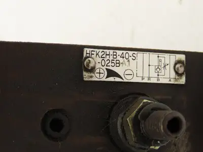 Toyooki Kogyo HFK2H-B-40-S Hytegra Flow Control Throttle Valve 100V Solenoid