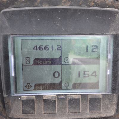 USED 2014 Genie S-65