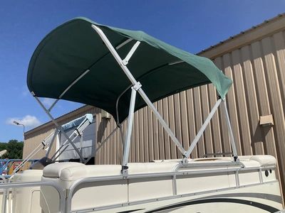 USED 2004 BENNINGTON 2280 RL
