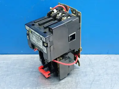 USED SQUARE D SAG12