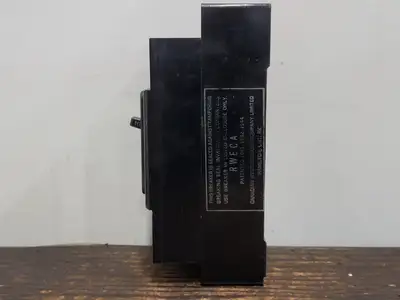 100 Amp 3 Pole 600 volts Circuit Breaker