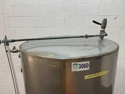 175 Gallon Closed Storage Tank