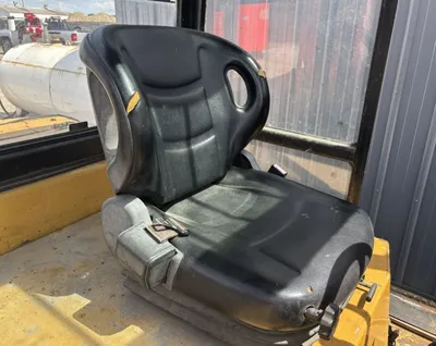 Used CAT DP70 Internal Combustion Forklifts: Pneumatic Tire Michigan US | Miedema Asset Management Group #1424692