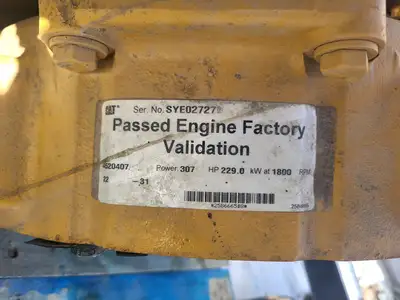 USED 2014 CATERPILLAR 3733745