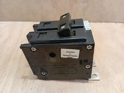 Used CUTLER-HAMMER BA260 Switchgears British Columbia CA | Lenmark #1438406