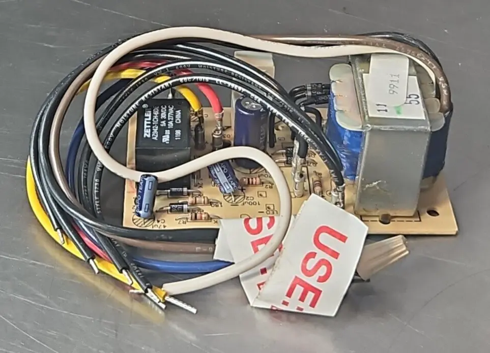 Lithonia Lighting EMEPC06V01 Circuit Board loc3C37