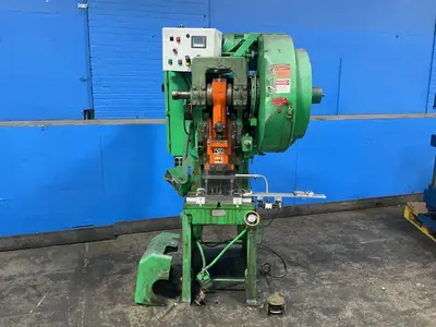 Used L & J PRESS CORPERATION 27 O.B.I. Presses Ohio US | HGR 24 #1437856