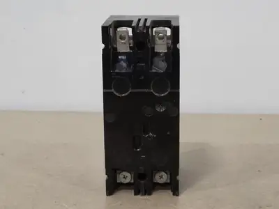 20 Amp, 2 Pole, 240 volts Circuit Breaker