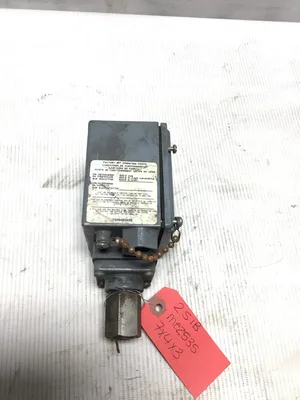 SQUARE D 9012 GCW-1 Bar Max Pressure Switch Interruptor