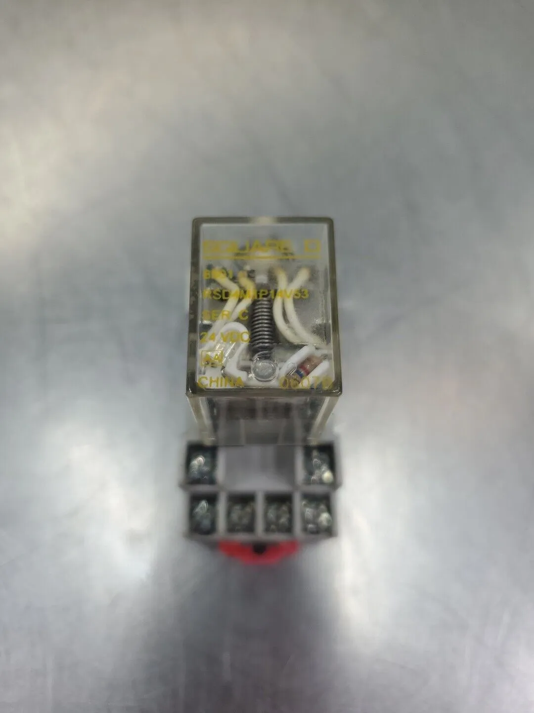 SQUARE D RSD4M1P14V53 Ser C Relay w/8501NR45 Base. 4E-35