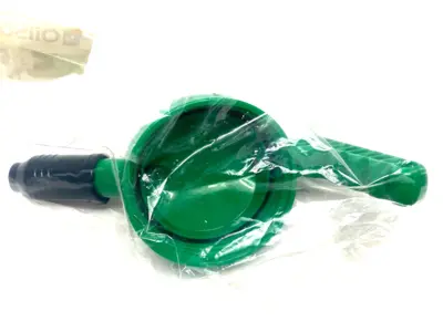 USED OILSAFE WIDE STUMPY SPOUT LID, MID GREEN