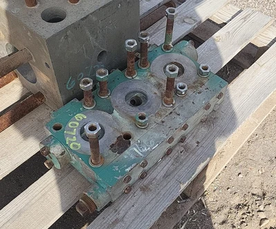 USED WATER BLASTING FLUID END