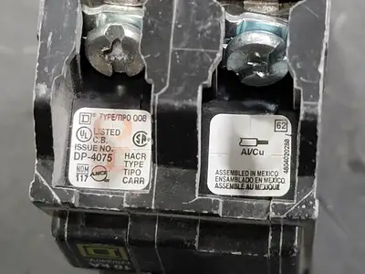 USED SQUARE D QOB215