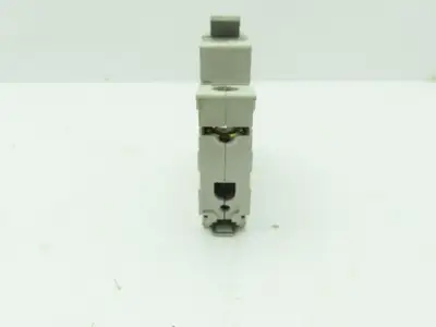Cutler Hammer WMS1C02 Circuit Breaker, 2 Amp 240 VAC Single Pole LOT of 10
