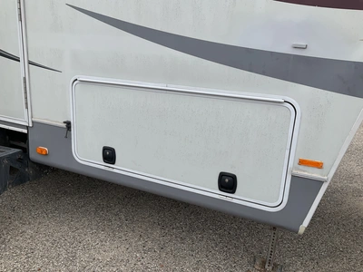 Used 2011 HEARTLAND GREYSTONE M-29RL Campers, Caravans, Motorhomes Michigan US | Miedema Asset Management Group #1384742