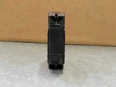 30 Amp 1 Pole Circuit Breaker