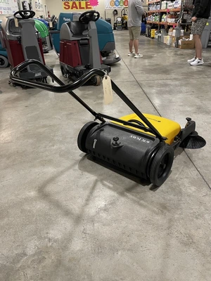 Tornado SWM 31/9 Manual Push Sweeper NEW