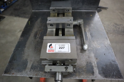 Used KURT WORKHOLDING SOLUTIONS DL-600C Vises Minnesota US | Machinesused.com #1383931