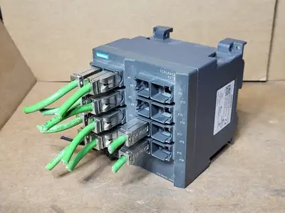 USED SIEMENS 6GK5216-0BA00-2AA3