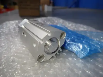 New | in-Stock SMC MKG20L10ZDCN129PN Pumps Ohio US | HGR 24 #784410