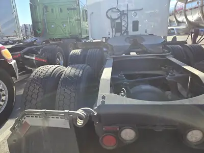 USED 2022 PETERBILT 567